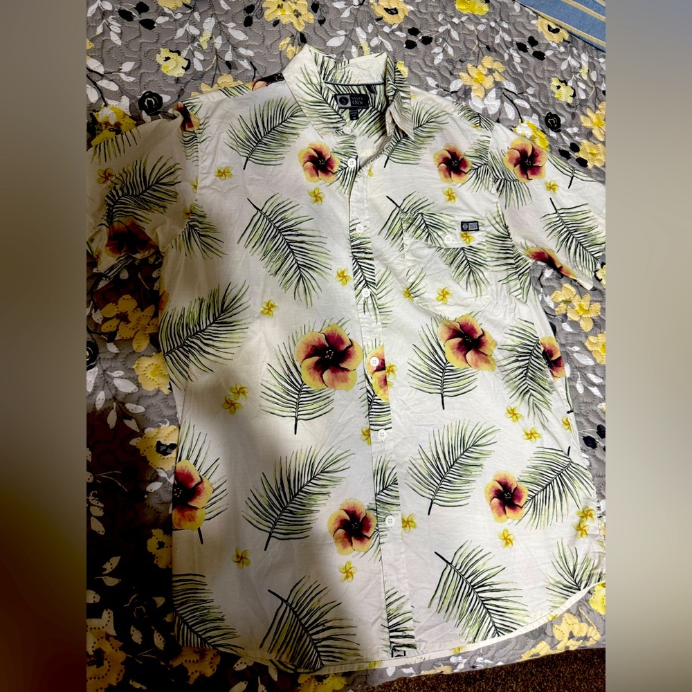 Salty crew button up